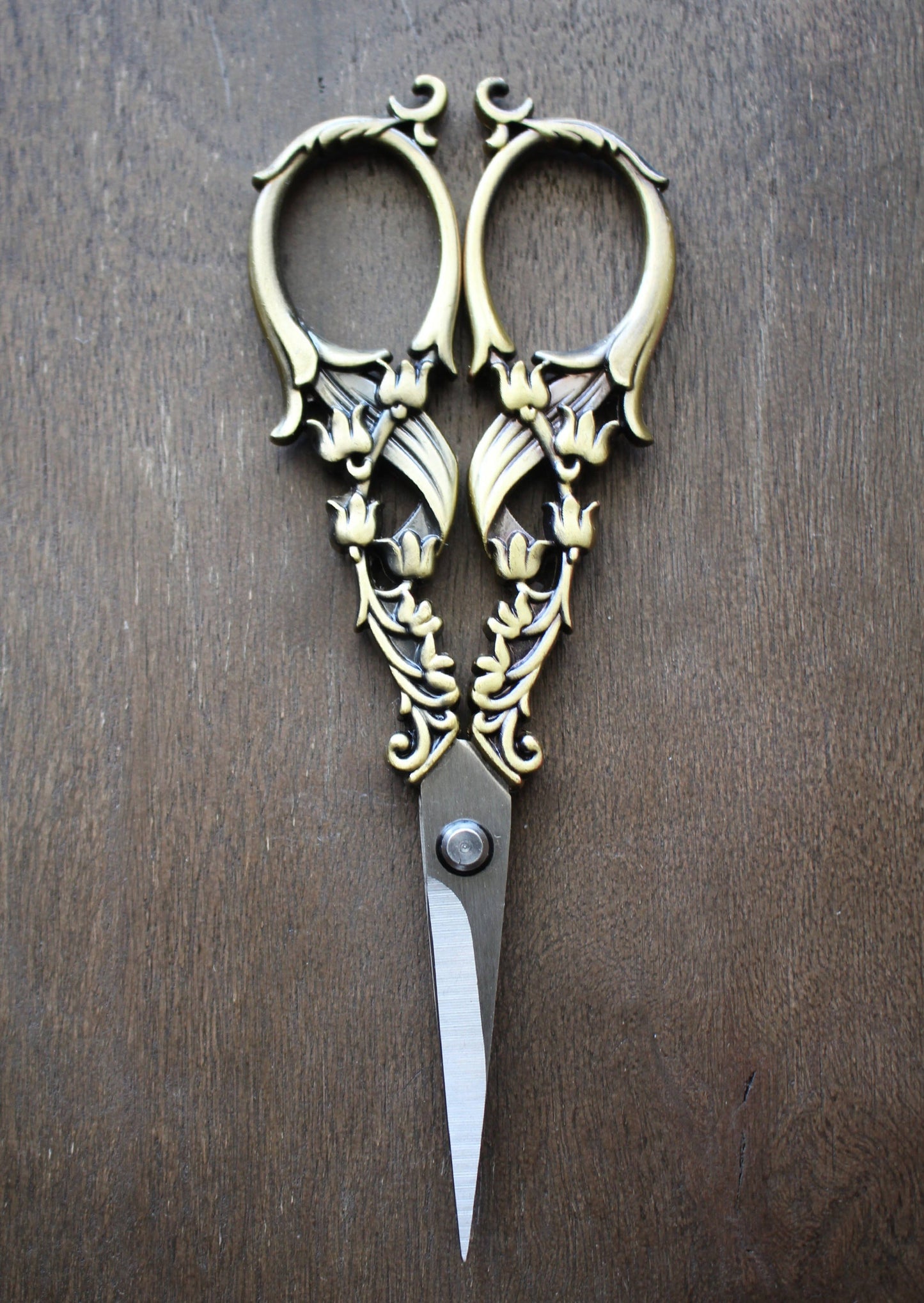Tulip Garden Embroidery Scissors (Set of 3): Antique Gold