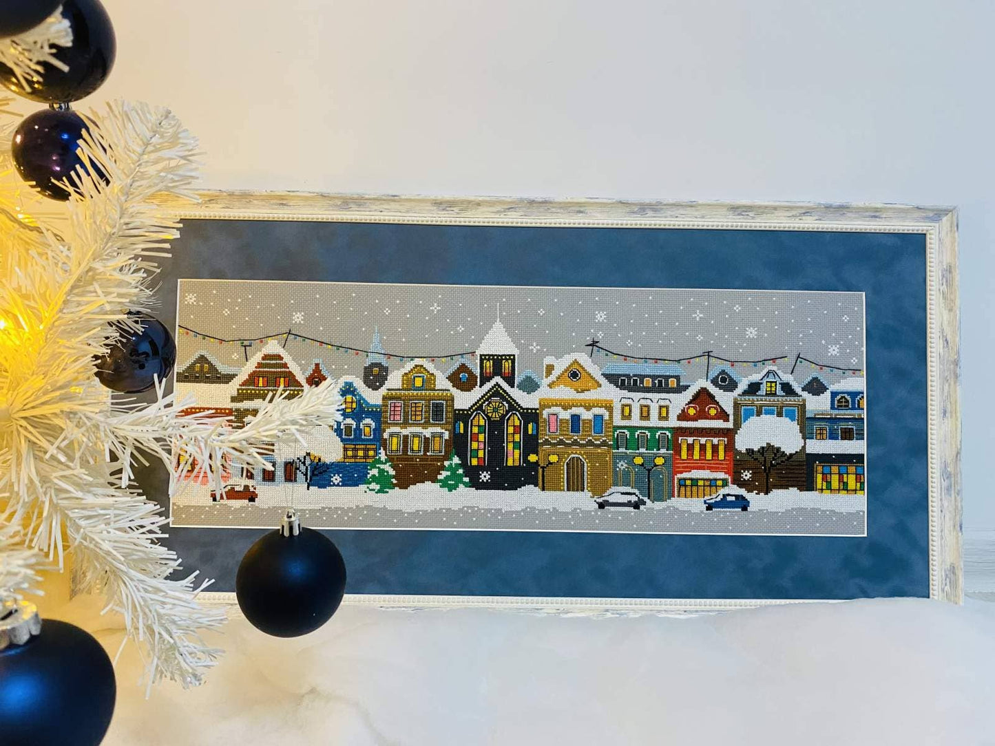 Cross Stitch Kit From Riolis 1683 Christmas City