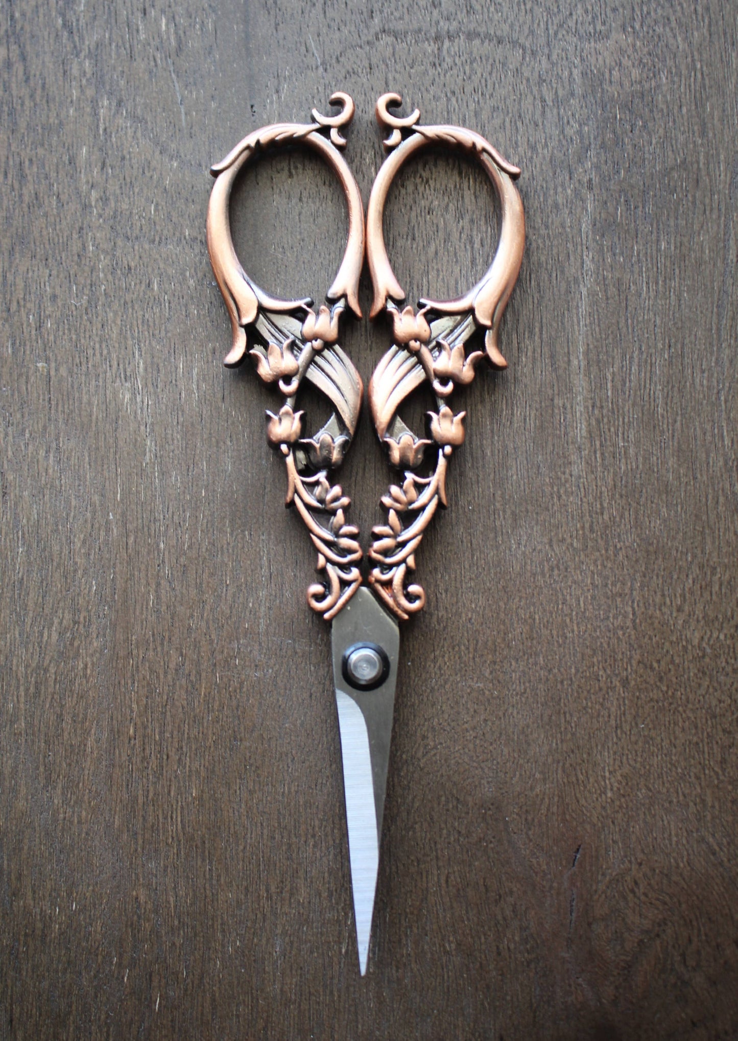 Tulip Garden Embroidery Scissors (Set of 3): Antique Gold
