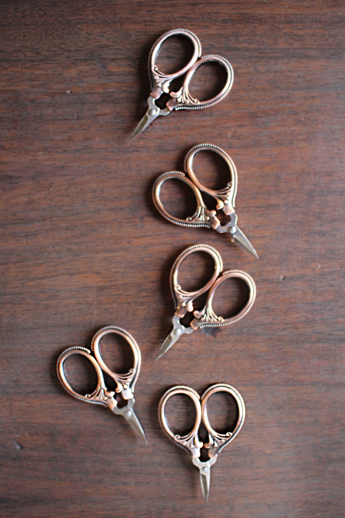 Mini Embroidery Scissors (Set of 5): Antique Gold
