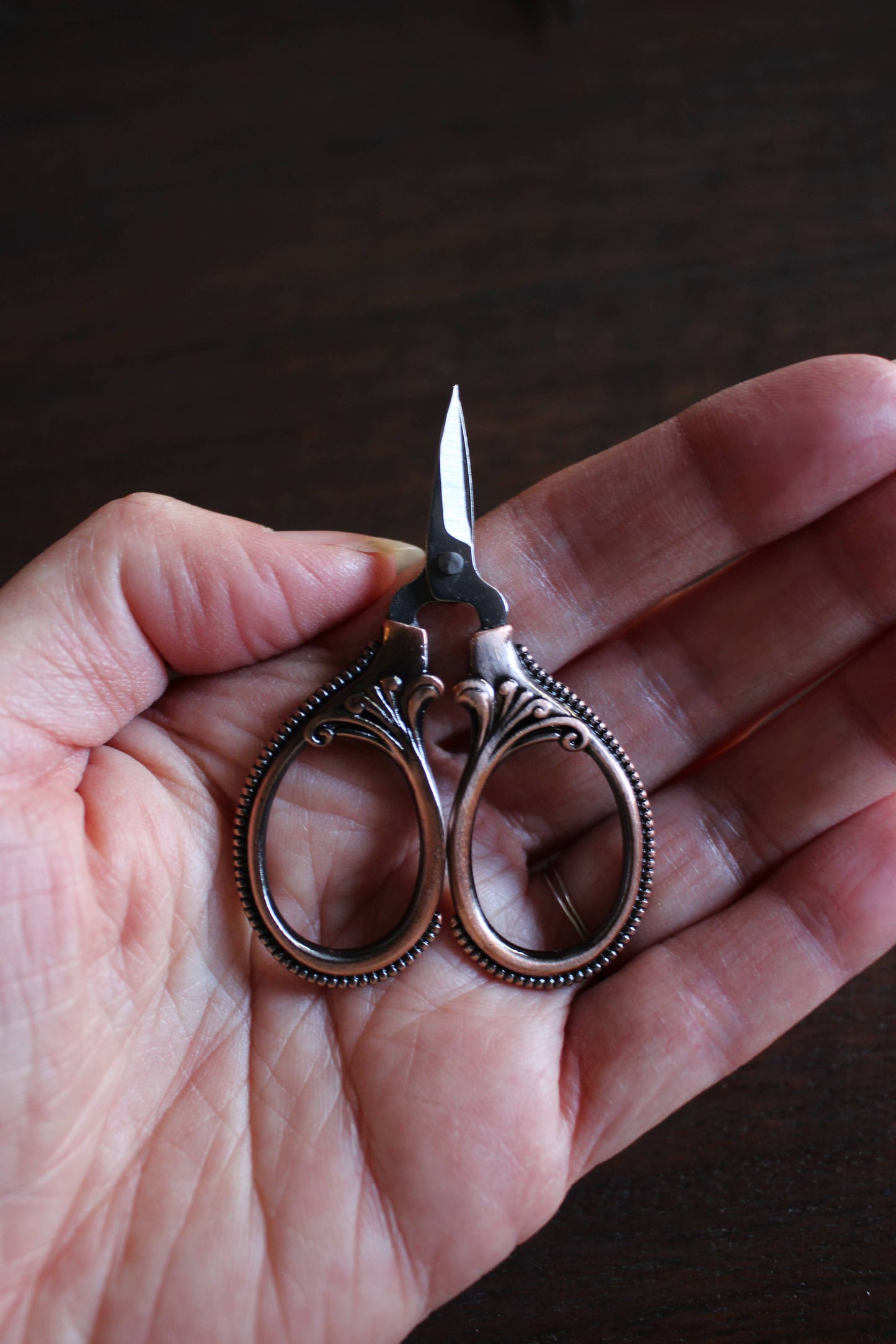 Mini Embroidery Scissors (Set of 5): Antique Gold