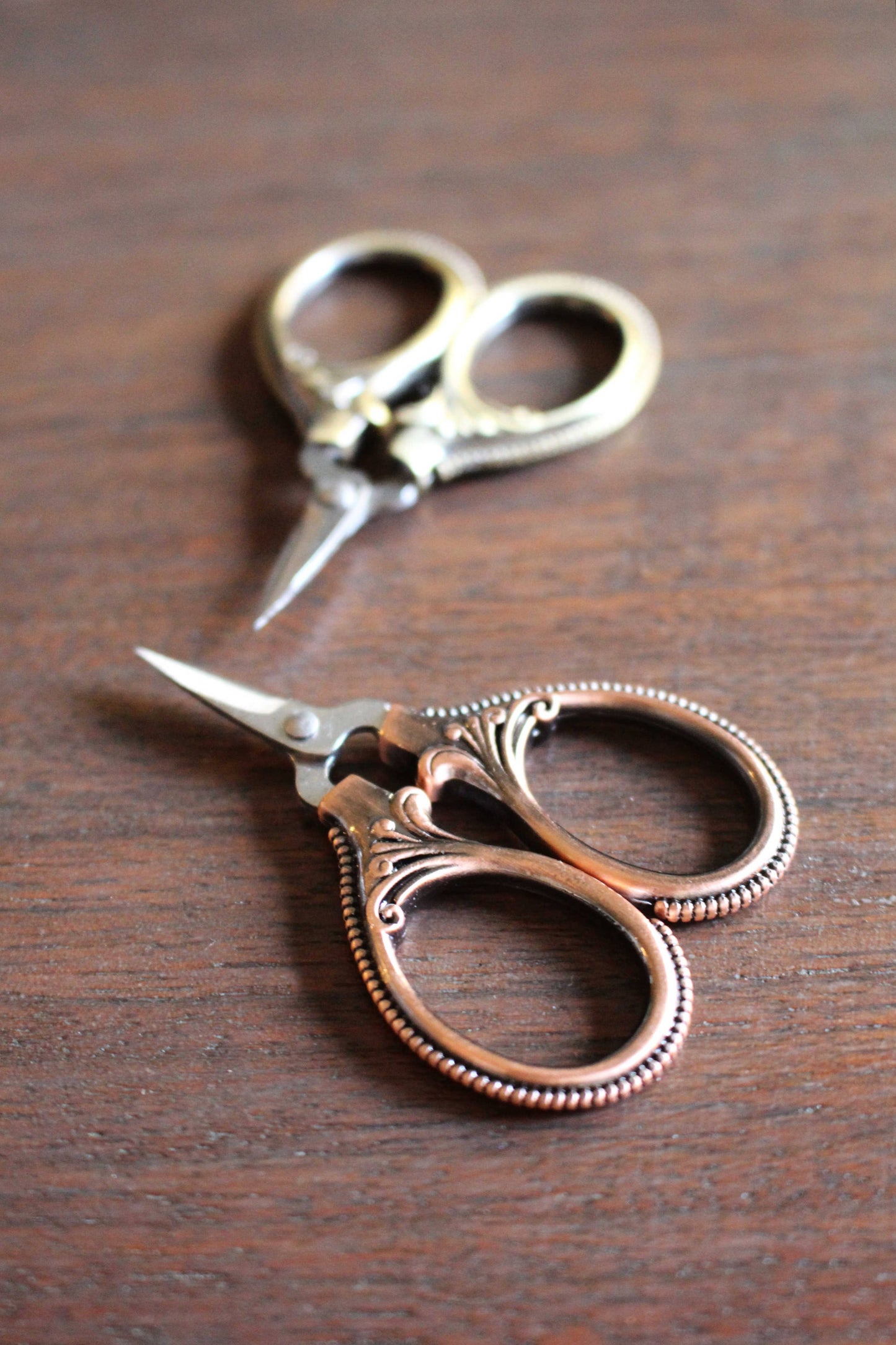 Mini Embroidery Scissors (Set of 5): Antique Gold
