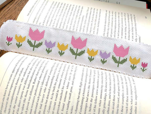 Tulip Bookmark Kit